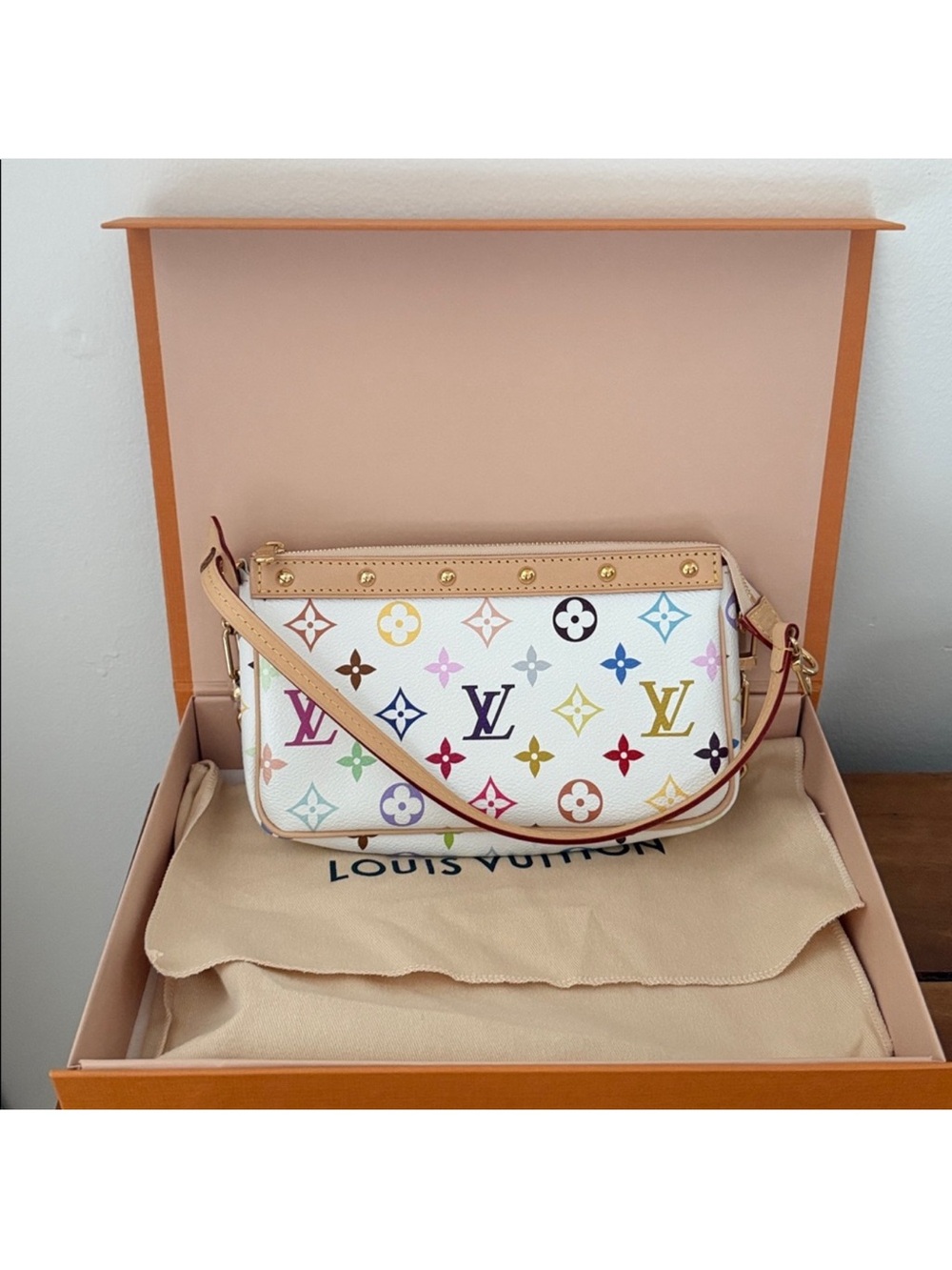 2025 Louis Vuitton multicolor pochette - Picture 2 of 11